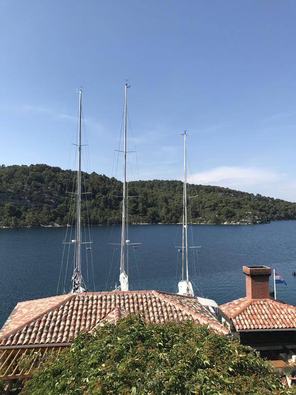 Готель Sea House Mljet Полаче Екстер'єр фото